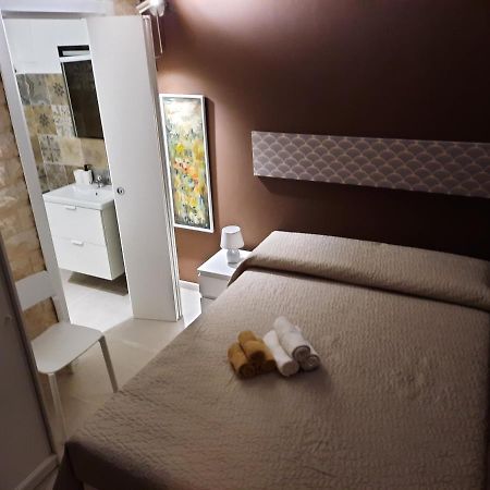 Zia Nenne Holiday Rooms Monopoli Exterior foto
